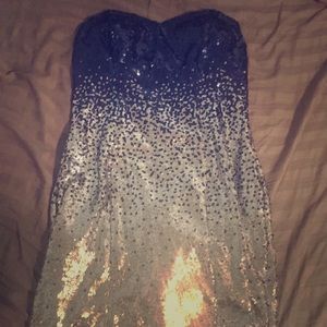 Strapless sequence blue/silver dress